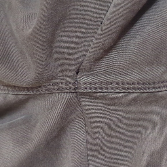 WHBM Mid-Rise Skinny Crop Jeans, Color Army Green Size 4 - Picture 7 of 15